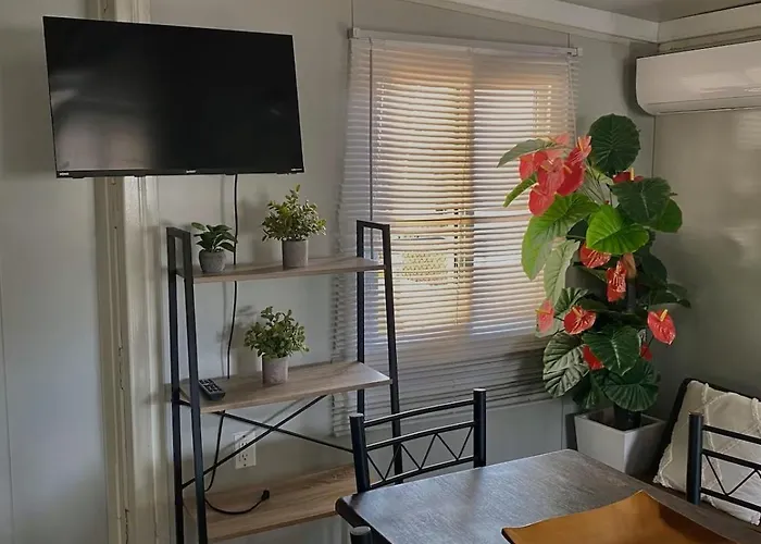 Ferienhaus Beautiful Tiny House With Ac Wifi